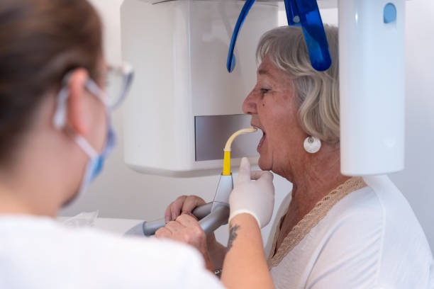 Best Emergency Treatment for Toothache in Weimar, TX